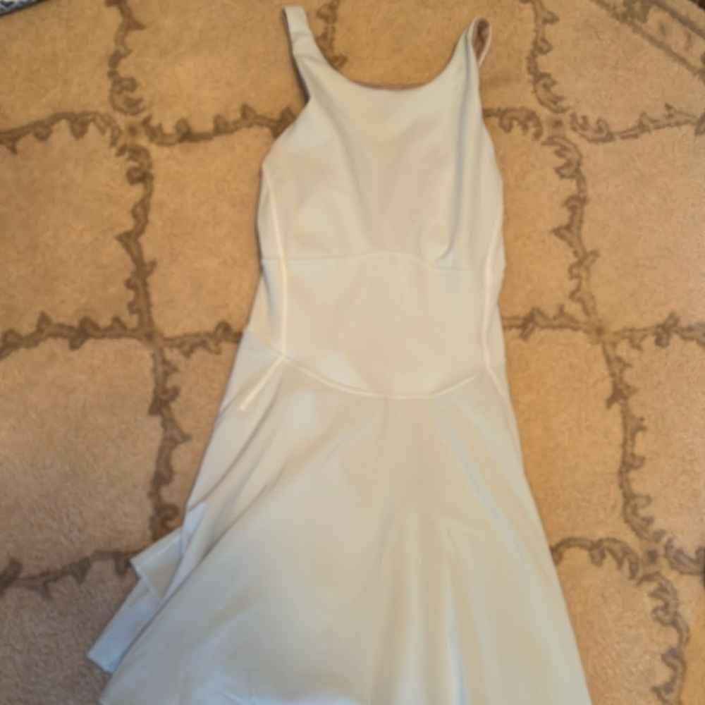 Lululemon pale blue court crush dress size 12